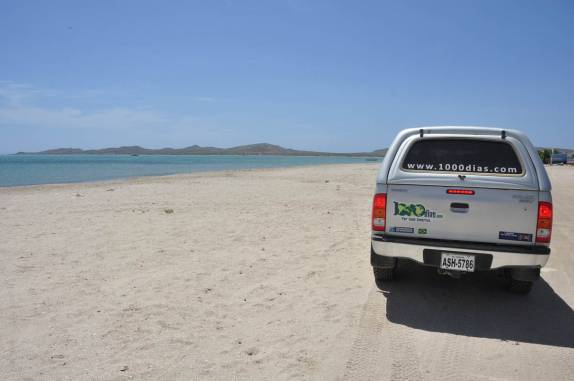 Chegando ao bel[issimo Cabo de La Vela, litoral ocidental da península de La Guajira, na Colômbia